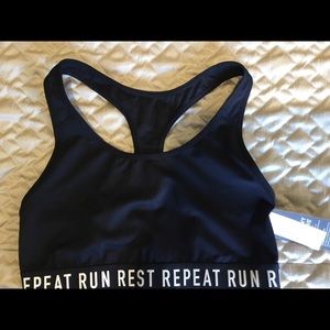 NWT OLD NAVY BLACK SPORTS BRA